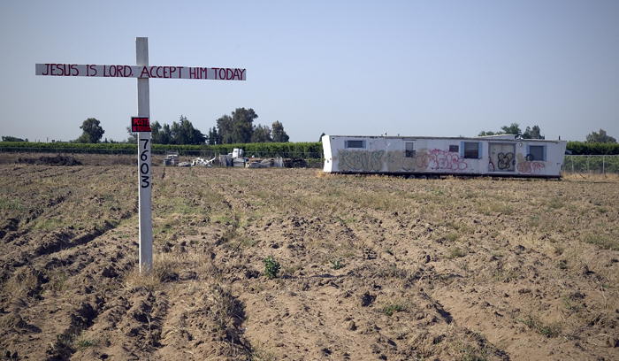 Cross and Keep Out, Fresno, Ca.